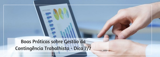 Equipe focada nos cálculos do Reclamado